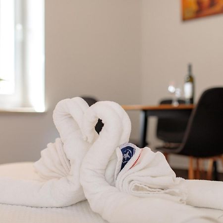 Apartments Tm Крк Екстер'єр фото