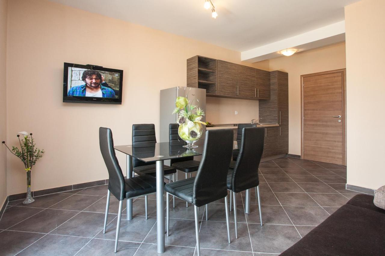 Apartments Tm Крк Екстер'єр фото