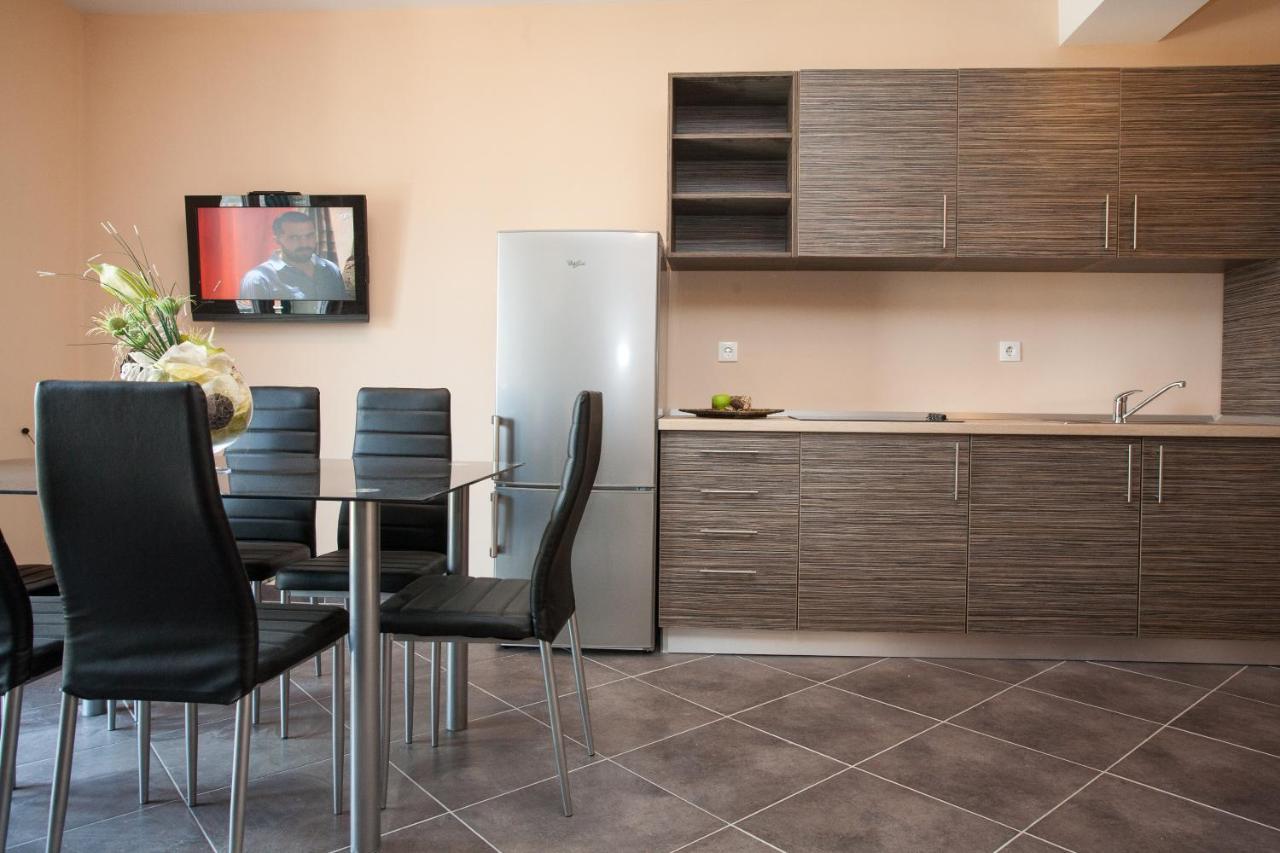 Apartments Tm Крк Екстер'єр фото