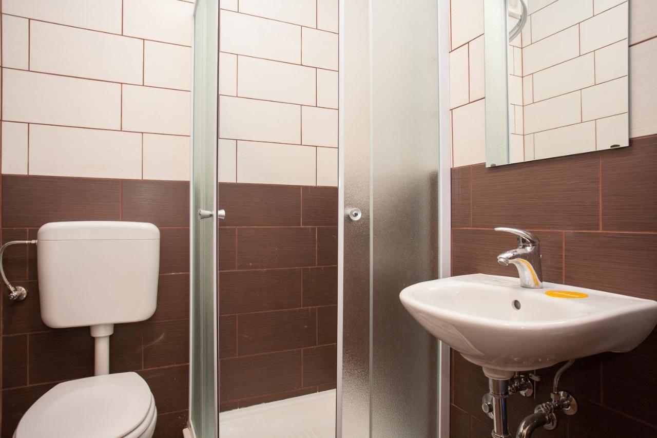 Apartments Tm Крк Екстер'єр фото