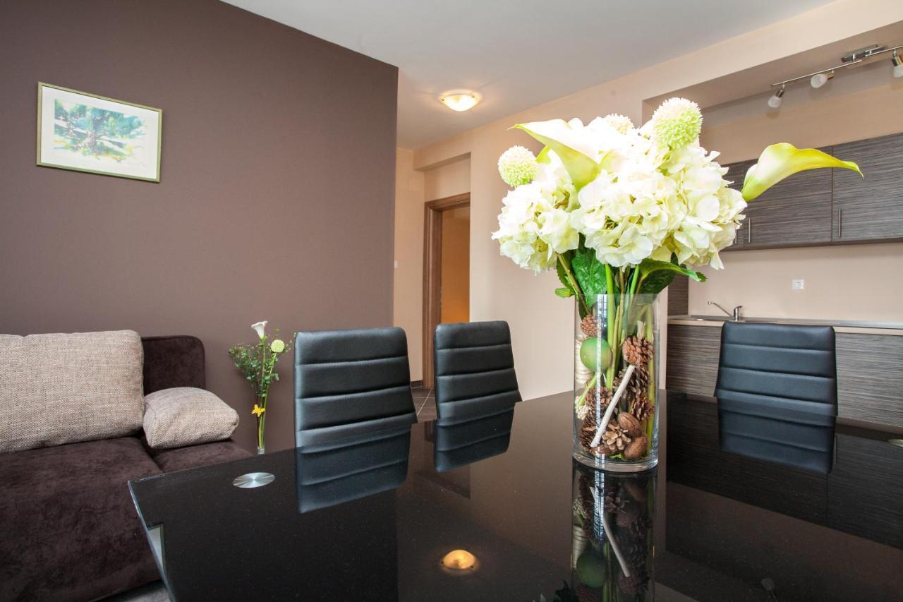 Apartments Tm Крк Екстер'єр фото