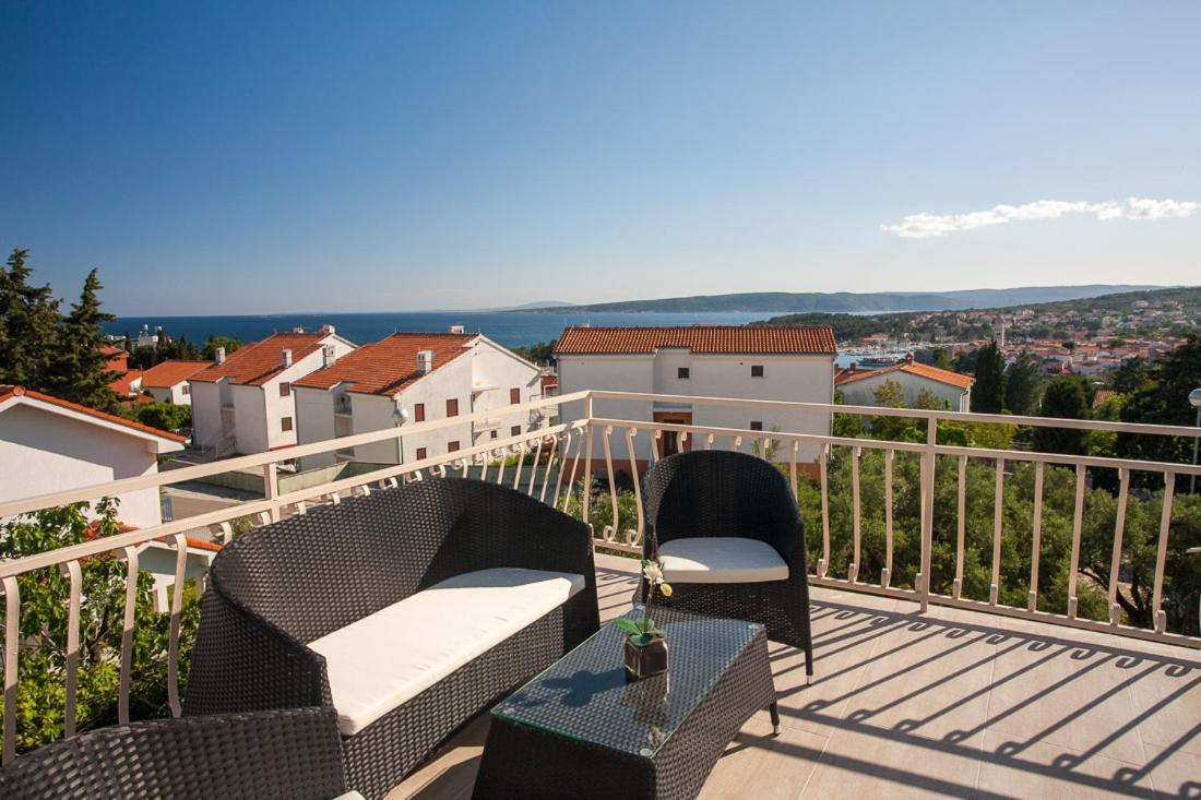 Apartments Tm Крк Екстер'єр фото