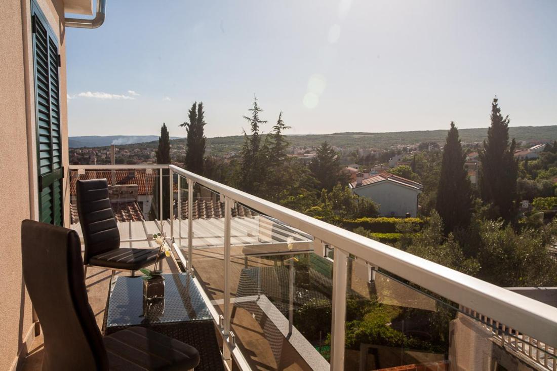 Apartments Tm Крк Екстер'єр фото