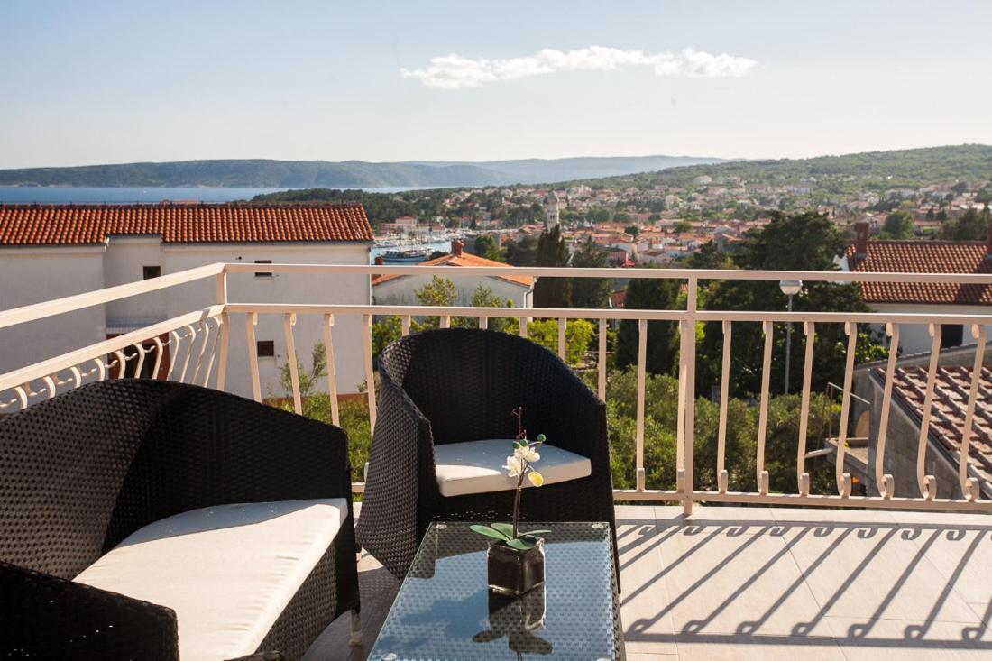Apartments Tm Крк Екстер'єр фото