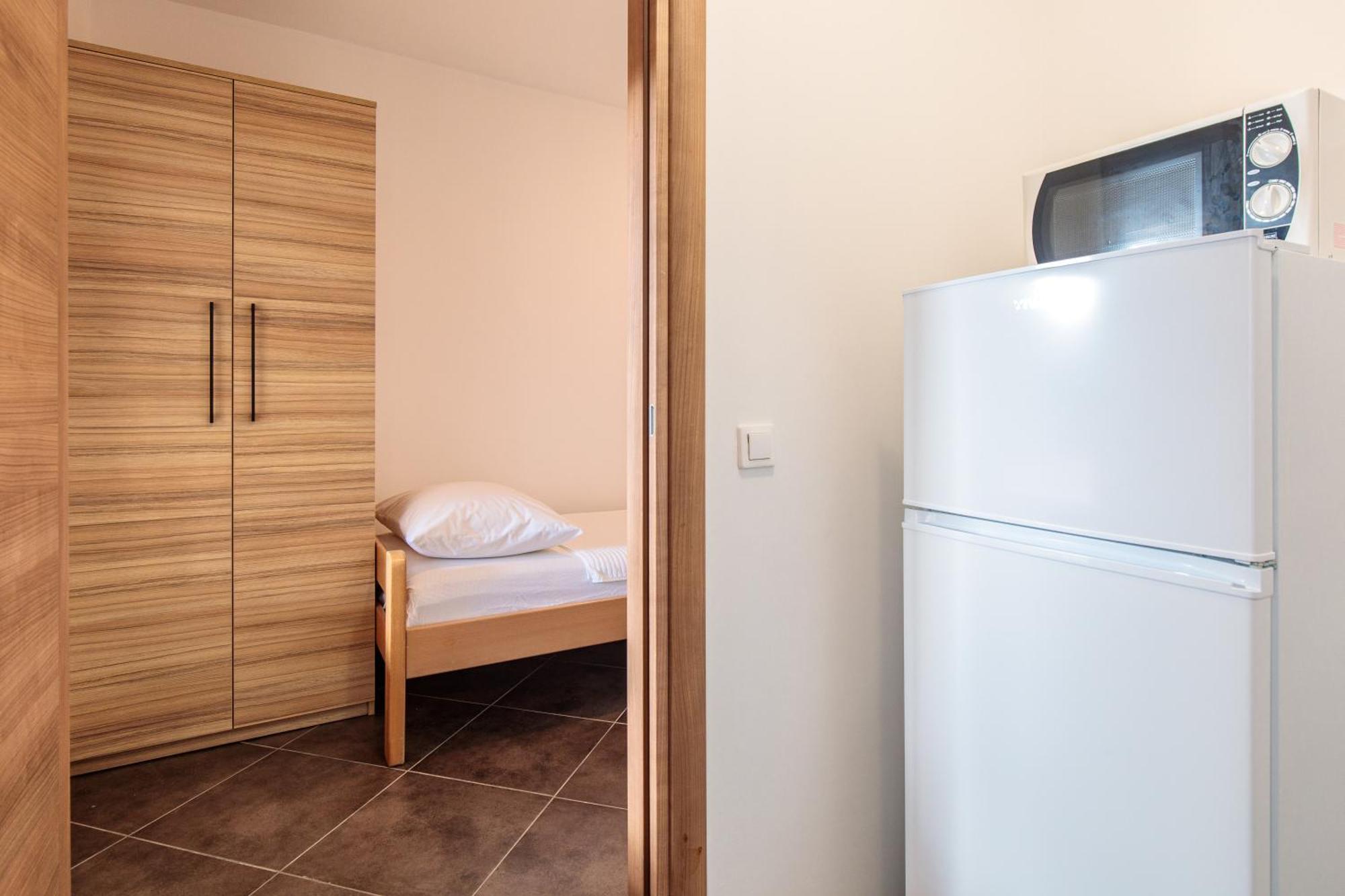 Apartments Tm Крк Екстер'єр фото