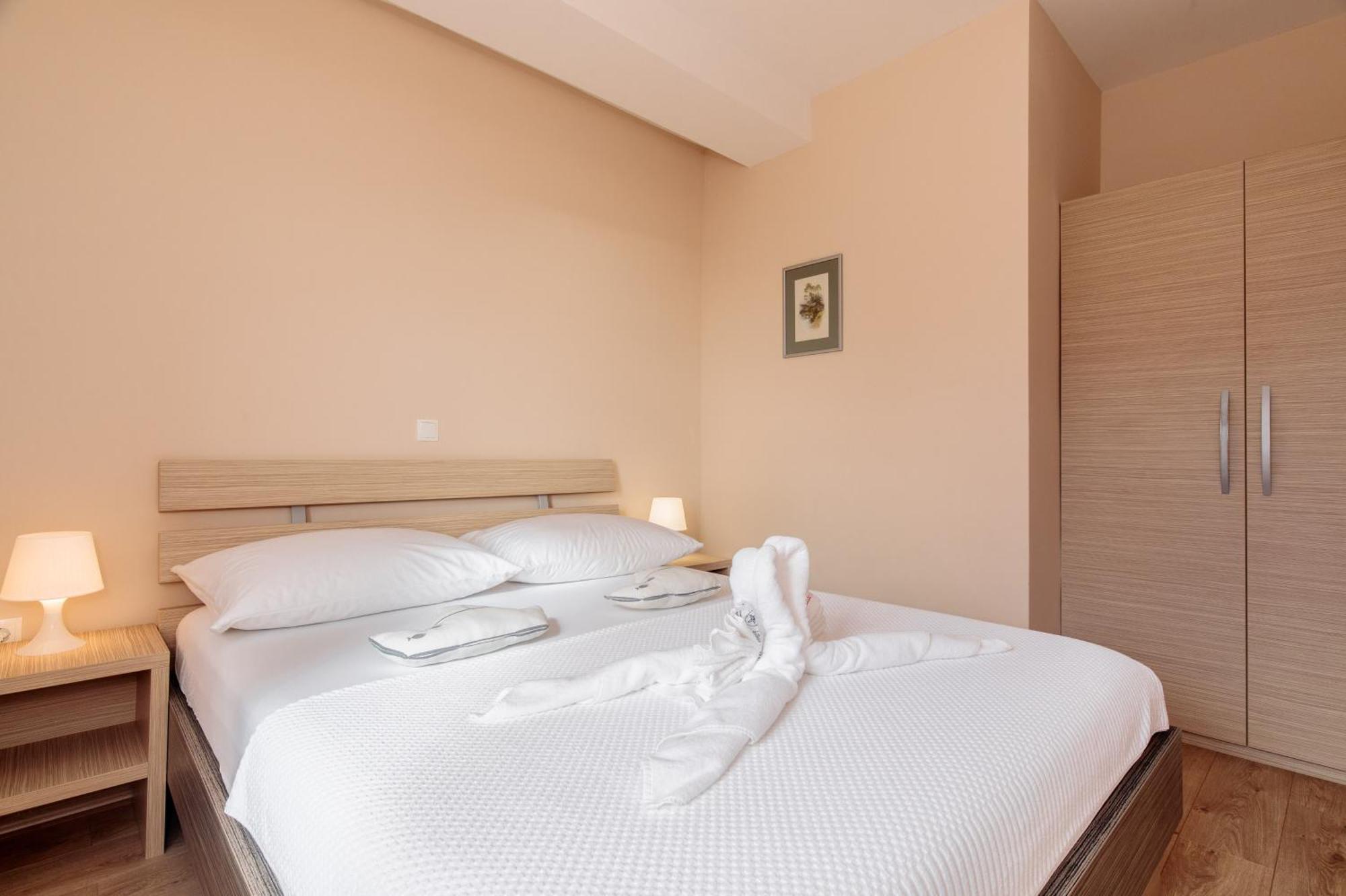 Apartments Tm Крк Екстер'єр фото