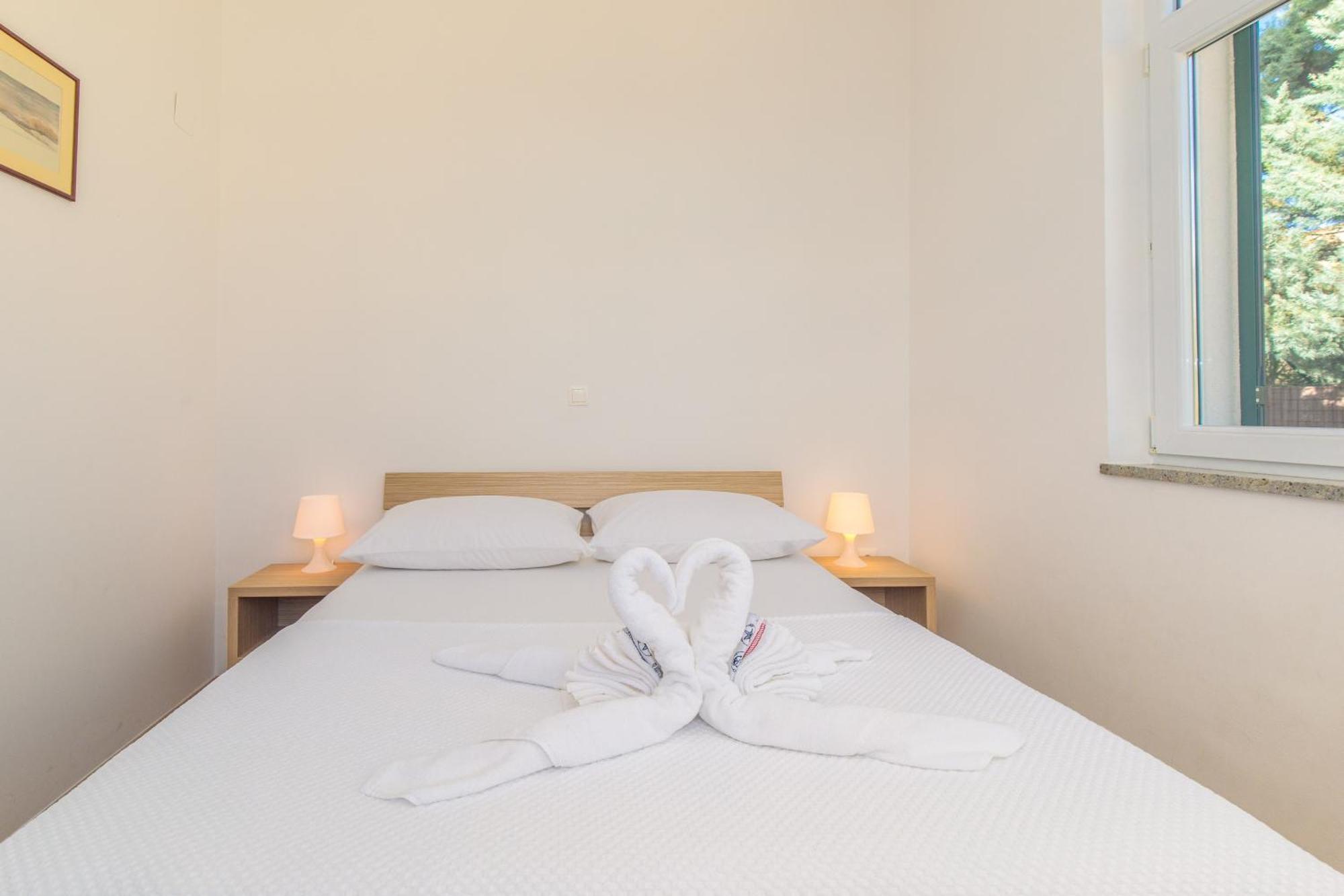 Apartments Tm Крк Екстер'єр фото