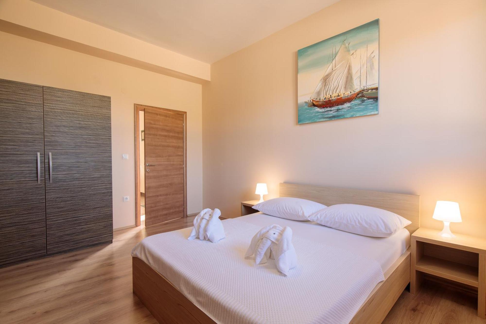 Apartments Tm Крк Екстер'єр фото