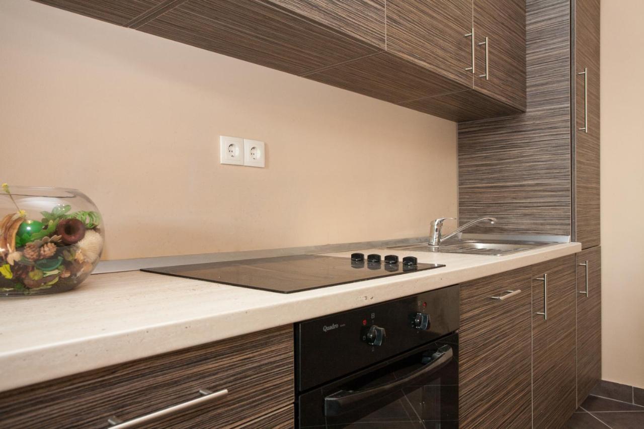 Apartments Tm Крк Екстер'єр фото