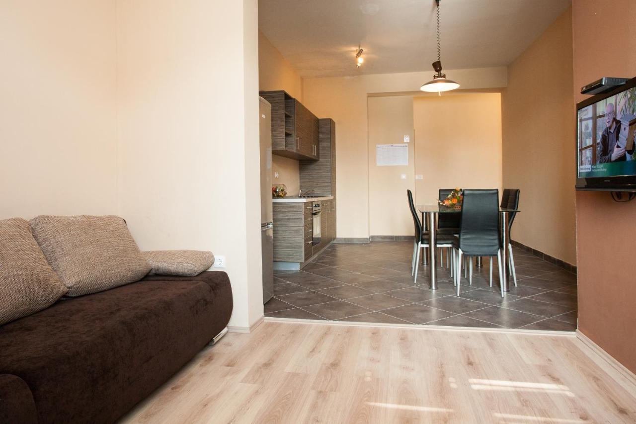 Apartments Tm Крк Екстер'єр фото